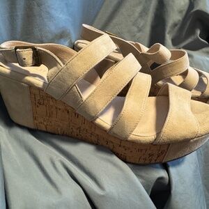 Wedge sandals 8.5